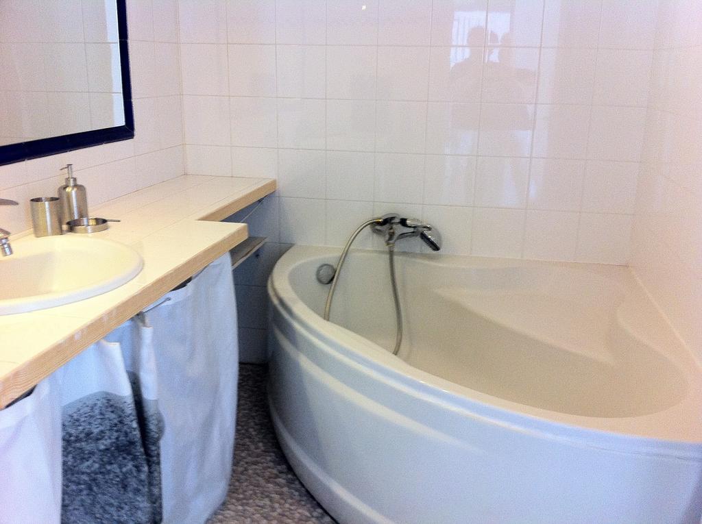 Apartamento Les Argonautes Villeneuve-Loubet Habitación foto